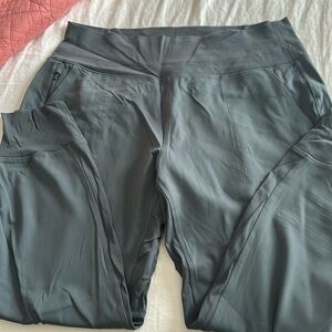 Athleta Venice Joggers- like new!